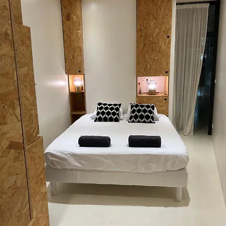 Surf Sea And Sun 비아히쯔