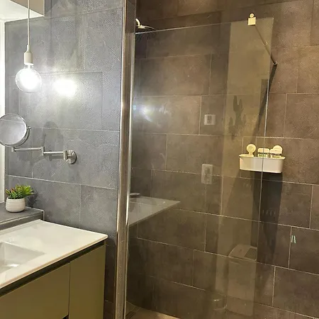 Surf Sea And Sun * Biarritz